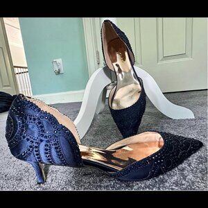 D’orsay Womens Pointed toe, kitten heel, Rhinestone pumps. Navy size 11 ½us